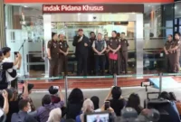 Foto: Menteri Pemuda dan Olahraga (Menpora) Dito Ariotedjo usai menjalani pemeriksaan oleh tim penyidik Kejagung RI.