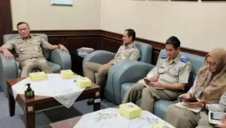 BPN Jakpus Bareng Walikota Bahas Sertifikat dan PTSL BPN Jakpus Bareng Walikota Bahas Sertifikat dan PTSL I Teras Media