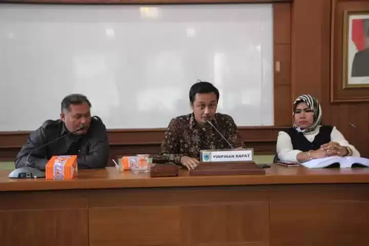 Stabilkan Harga, Legislator Dukung Program SPHP Bulog Lebak Pandeglang I Teras Media