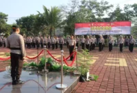 Keterangan foto : Kapolres Lebak Pimpin Upacara Kenaikan Pangkat Personil Polres Lebak, (Selasa, 1/8/2023)