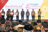 Keterangan foto : Kementerian Hukum dan HAM Raih Penghargaan dengan Tata Kelola Pengadaan Aparatur Sipil Negara Terbaik 2023,(Kamis, 3/8/2023)
