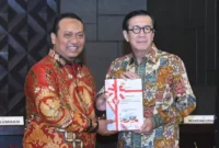 Keterangan foto : Menteri Hukum dan HAM Yassona laoly Terima Opini WTP 14 Kali berturut-turut, (Jum'at, 4/8/2023) 