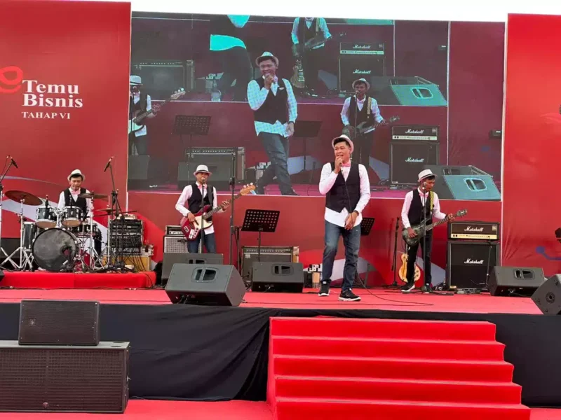 Keterangan foto : de'GUNS Band Tampil Memukau di Penutupan Temu Bisnis Tahap VI Lapas Gunung Sindur, (Senin, 7/8/2023) 