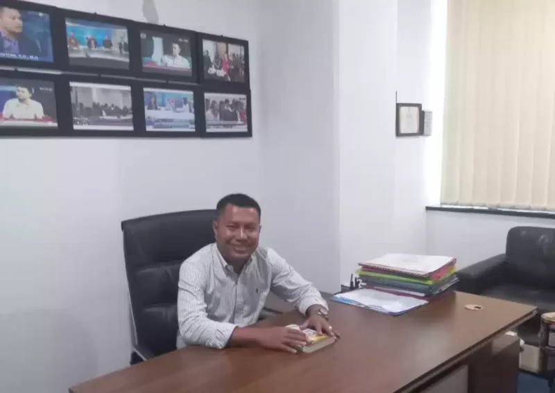 Keterangan foto : Dikrektur LBH Konsumen Jakarta, Zentoni (8/8/2023)