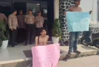 Keterangan foto : Aksi Unjuk Rasa Pemuda KEPAL di Gedung DPRD Lebak, (Jum'at, 11/8/2023)