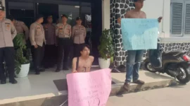 Keterangan foto : Aksi Unjuk Rasa Pemuda KEPAL di Gedung DPRD Lebak, (Jum'at, 11/8/2023) 