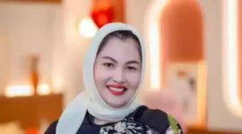 Keterangan Foto : Camelia Panduwinata Atau biasa dikenal dengan Teh Camel, (Jum'at, 11/8/2023) 