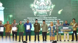 Keterangan foto : Pj Gubernur Banten Al Muktabar Optimis Ekonomi Syariah dan Halal Berkembang di Provinsi Banten, (Minggu, 13/8/2023) 