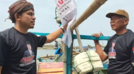 Keterangan foto : Sekretaris Nasional Jaringan Rakyat Untuk Ganjar (JURAGAN) saat dimintai sikapnya terhadap keputusan Golkar dan PAN, Selasa (15/8/2023)
