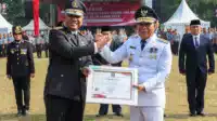 Pj Gubernur Al Muktabar Raih Penghargaan Dari Kanwil Kemenkumham Provinsi Banten I Teras Media