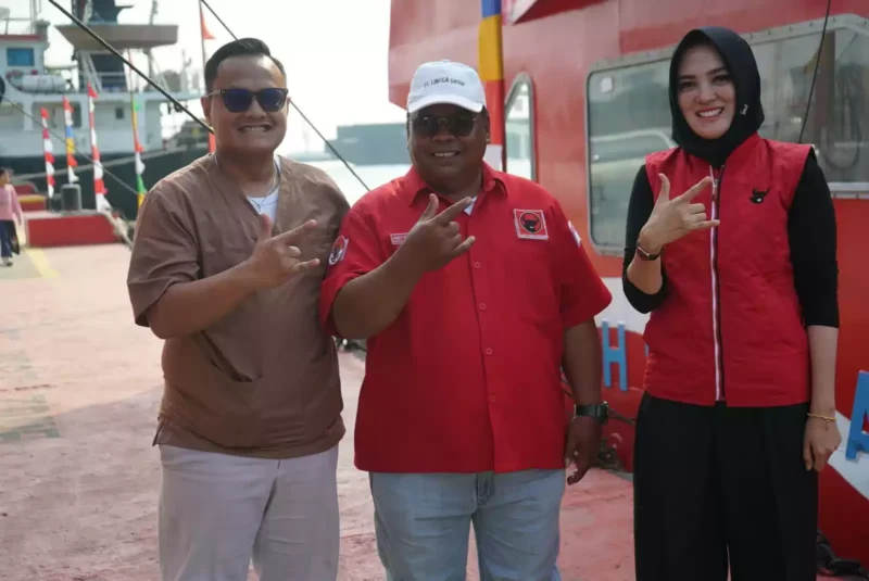 Keterangan foto : Rumah Sakit (RS) Apung Gratis Laksamana Malahayati singgah di Kota Cilegon, pada Rabu (23/08/2023).