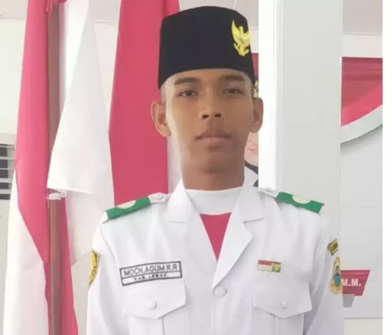 Meski Bersekolah di Tempat Terpencil Mochamad Agum Ramadhan Mampu Lolos Paskibraka HUT ke 78 RI Tingkat Kabupaten I Teras Media