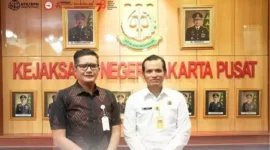 Keterangan: Kepala Kantah Kota Administrasi Jakpus Kunjungi Kejari Jakarta Pusat.
