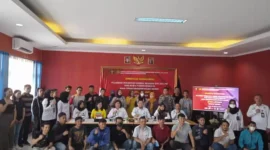 Keterangan foto : Bapas Kelas II Bogor Gelar Pelatihan Untuk Klien Pemasyarakatan membuat sambal kemasan dan kue pie, (Rabu, 2/8/2023) 