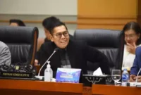 Keterangan foto : Wakil Ketua Komisi III DPR RI Adies Kadir saat konferensi pers usai Rapat Pleno Komisi III DPR RI Pengambilan Keputusan Calon Hakim Konstitusi yang digelar di Ruang Rapat Komisi III, Gedung Nusantara II DPR RI, Senayan, Jakarta, Selasa (26/9/2023).