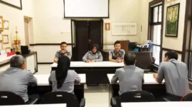 Keterangan foto : Kegiatan diikuti oleh Kabag Tata Usaha, Leny Puspasari, Kasubbag Kepegawaian, Gini, (Senin, 4/9/2023) 