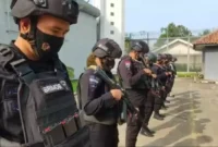 Keterangan foto : Satuan Brimob Polda Jawa Barat di Lapas Gunung Sindur, Sabtu (09/09)