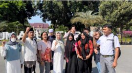 Keterangan foto; Keseruan perjalanan Ziarah Wali Songo bertajuk 
