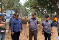 Keterangan foto : Kepala Kejaksaan Negeri Kota Malang, Edy Winarko bersama dengan Tim Pengamanan Pembangunan Strategis (PPS) Kejaksaan Negeri Kota Malang, melakukan peninjauan lapangan terhadap empat Proyek Strategis Daerah di Kota Malang, Jumat (15/9/2023)