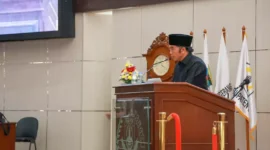 Keterangan foto; Pj Gubernur Banten Al Muktabar, Minggu (24/09/2023).