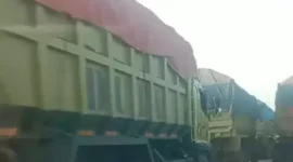 Keterangan foto : Kegitan galian tanah di Kecamatan Curugbitung, Lebak, Banten yang makin menjamur dikeluhkan pengguna jalan dan warga sekitar, Kamis (28/9/2023)