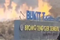 Keterangan foto : Kondisi sebelum api besar menjalar di Bukit Teletubbies Bromo , (Kamis, 7/9/2023)