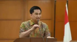 Keterangan foto : Anggota Komisi III DPR RI Achmad Dimyati Natakusumah buka suara terkait penangkapan bos tambang pasir di area 10 hektare kawasan hutan milik negara atau Perhugani di Kabupaten Lebak Selaran, Selasa (11/9/2023)