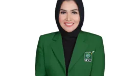 Keterangan foto : Calon Anggota DPR RI, Camellia Panduwinata atau yang kerap disapa Teh Camel, Minggu (15/102023)