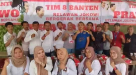 Keterangan foto : Tim 8 sebagai konsorsium organ organ relawan jokowi 2013 - 2014, hingga 2019 yang bergerak bersama Prabowo di Banten, Sabtu (1/10/2023)