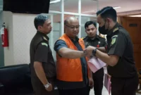 Keterangan foto : Tim Penyidik Kejaksaan Negeri (Kejari) Jakarta Barat melakukan penahanan terhadap tersangka Elisa Danardono, Selasa (3/9/2023)