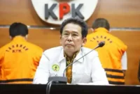Keterangan foto : Wakil Ketua Komisi Pemberantasan Korupsi (KPK) Johanis Tanak menanggapi perkara dugaan pemerasan pada penanganan kasus di Kementerian Pertanian (Kementan) yang melibatkan Syahrul Yasin Limpo (SYL), Senin (9/10/2013)