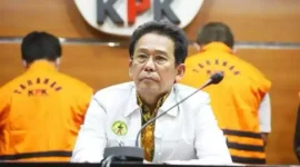 Keterangan foto : Wakil Ketua Komisi Pemberantasan Korupsi (KPK) Johanis Tanak menanggapi perkara dugaan pemerasan pada penanganan kasus di Kementerian Pertanian (Kementan) yang melibatkan Syahrul Yasin Limpo (SYL), Senin (9/10/2013)