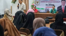 Keterangan foto : Anggota DPR RI Komisi II Difriadi melaksanakan kegiatan penyerapan Aspirasi Masyarakat di kota Banjarmasin, Sabtu (14/10/2023)
