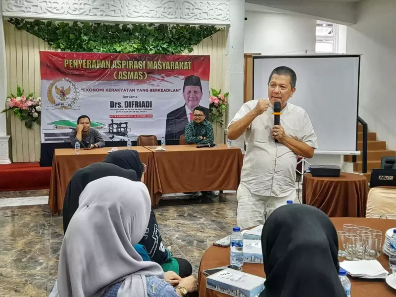 Keterangan foto : Anggota DPR RI Komisi II Daerah pemilihan Kalimantan Selatan II Drs Difiradi melakukan serapan Aspirasi Masyarakat, Minggu (15/10/2023)