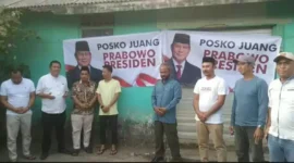Keterangan foto : Ketua DPC Gerindra Kabupaten Tanah Bumbu, Provinsi Kalimantan Selatan Difriadi melaksanakan safari peresmian posko juang Prabowo Presiden di enam Desa, Senin (16/10/2023)