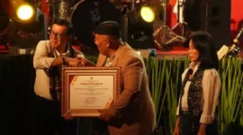 Keterangan foto : Menkumham RI Yassona laoly dan Kepala Kanwilkumham Jabar R. Andika Dwi Prasetya, (Kamis, 26/10/2023) 