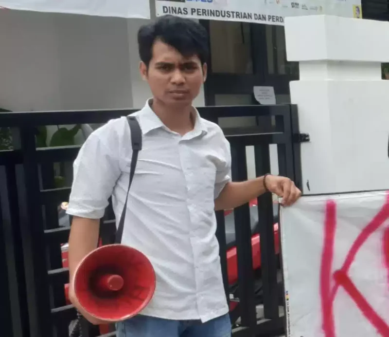 Keterangan poto : Poto bersama seluruh civitas usai acara pada 27/10/2023