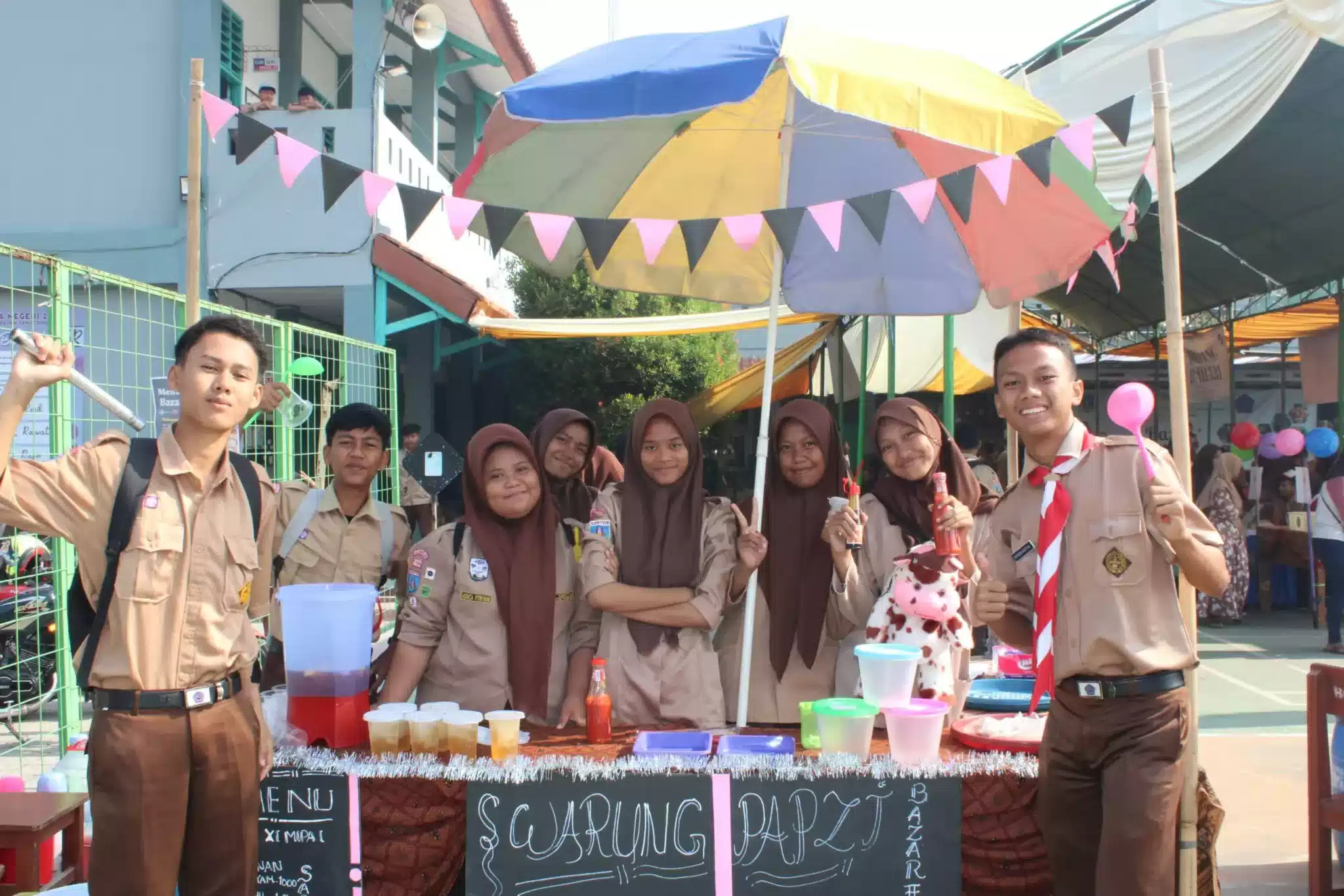 Bazar Karya di SMAN 21 Kabupaten Tangerang, Siswa Diajarkan Kewirausahaan I Teras Media