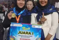 Keterangan poto : Puji Faujiah, salah satu Siswi peraih Juara 1 Lomba Fiksi Tingkat Nasional Tahun 2023