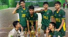 Keterangan poto : Poto bersama Team Putsal SMKN 2 Rangkasbitung usai menjadi juara 1 Turnamen Futsal GB Tahun 2023 di Stadion Pasir Ona 28/10/2023