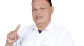 Keterangan foto : Ketua Umum Tim Relawan Pro-Amin, Camellia Panduwinata, resmi mengangkat Suhiluddin Lubis sebagai Ketua Dewan Pengurus Cabang Pro-Amin Sumatera Utara, Jumat (3/11/2023)