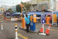 Keterangan foto : E Parkir di depan Pasar Rangkasbitung, Sabtu (4/11/2023)