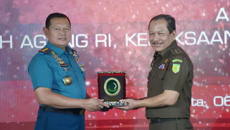IMG-20231106-WA0001 Kejaksaan RI, Mahkamah Agung dan TNI Teken MoU Tangani Perkara Koneksitas Berbasis Elektronik I Teras Media