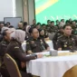 Keterangan foto : Jaksa Agung Muda Intelijen (JAM-Intelijen) Dr. Reda Manthovani memberikan pengarahan kepada pejabat Eselon II, III dan IV beserta jajaran di lingkungan Jaksa Agung Muda Bidang Intelijen (JAM INTEL) terkait penyelenggaraan Intelijen Yustisial, Senin (6/11).