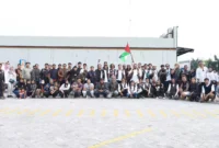 Swafoto bersama komunitas scooterist dalam aksi bela Palestina, sumber foto Istimewa