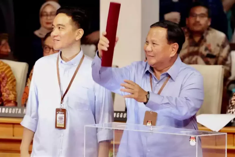 Keterangan foto : penampilan Prabowo yang penuh dengan senyum dan tawa sudah menjadi ciri khasnya selama ini, Jumat (17/11/2023)