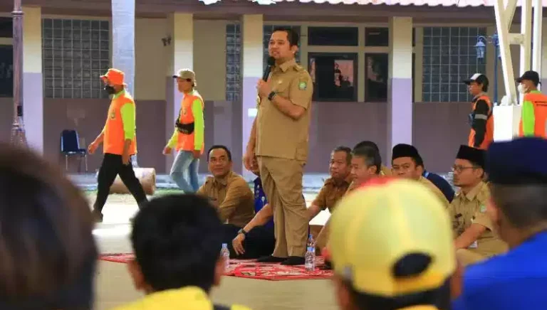 IMG-20231121-WA0275 Wali Kota Tangerang Apresiasi Petugas Gabungan dan Ajak Terus Sosialisasikan Pengelolaan Sampah I Teras Media