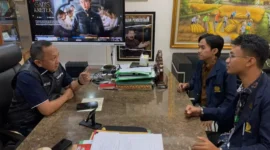 Keterangan foto : Kejaksaan Agung, Kepala Pusat Penerangan Hukum (Kapuspenkum) Dr. Ketut Sumedana menerima audiensi dengan Perwakilan Badan Eksekutif Mahasiswa (BEM) Universitas Udayana, Kamis (23/11/2023)