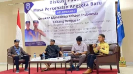 Keterangan foto : Badan Pengurus Cabang (PC) Gerakan Mahasiswa Kristen Indonesia (GMKI) Cabang Denpasar Masa Bakti 2023-2025 Bersama Panitia Pelaksana laksanakan Pembukaan Diskusi Publik dan Masa Perkenalan Gelombang 1 Tahun 2023.