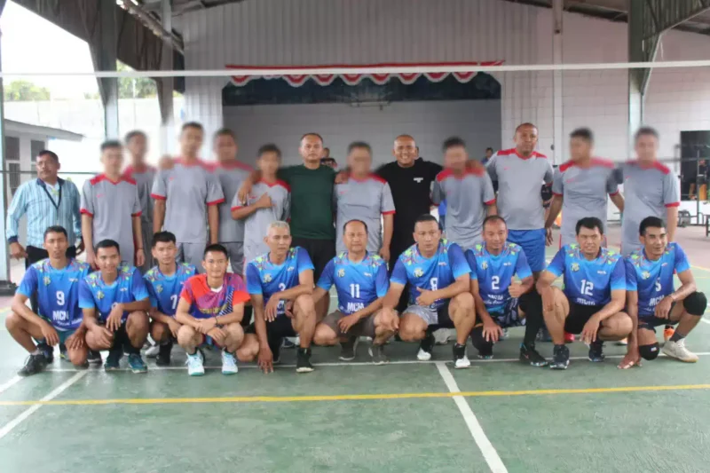 Keterangan foto : Lapas Cirebon Gelar Pertandingan Persahabatan Dengan Tim Voli MCM, (Sabtu, 25/11/2023) 